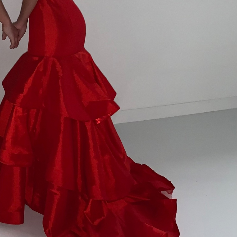 Prom dress - Picture 3 of 3